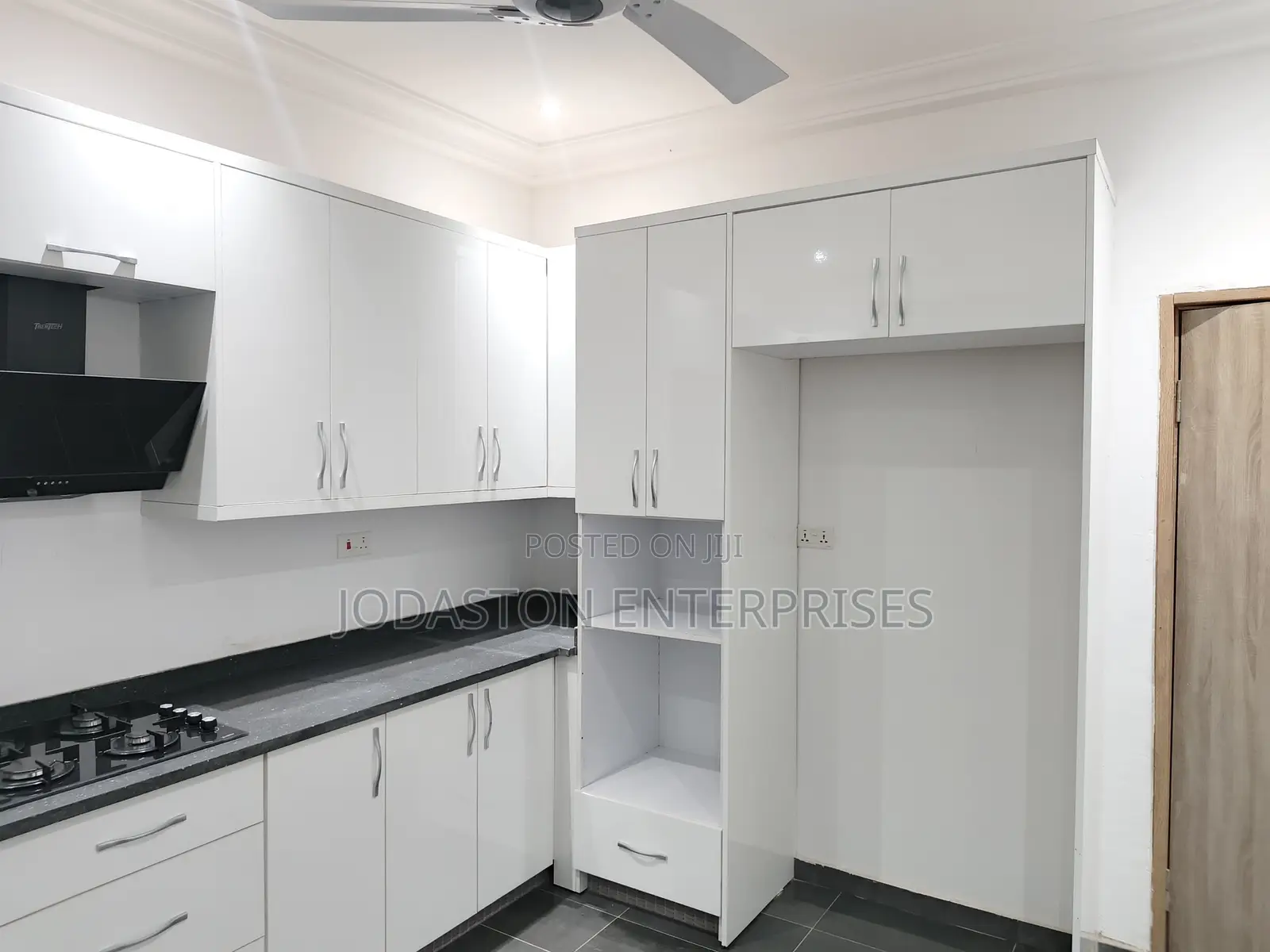 Executive Office Space for Rent in North Legon With Parking Spaces