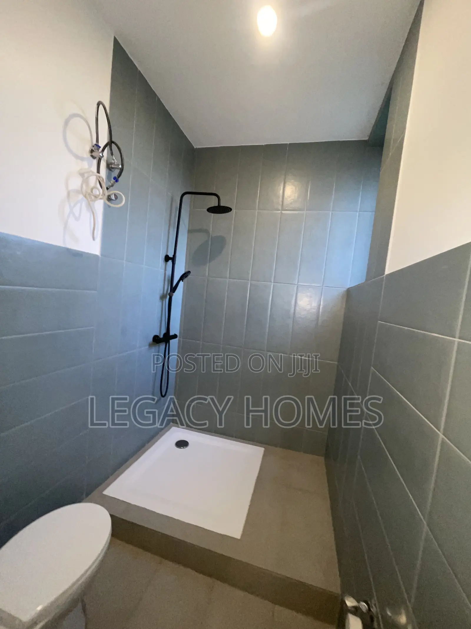 2bdrm Apartment in Ogbojo, Boundary Road Area for rent