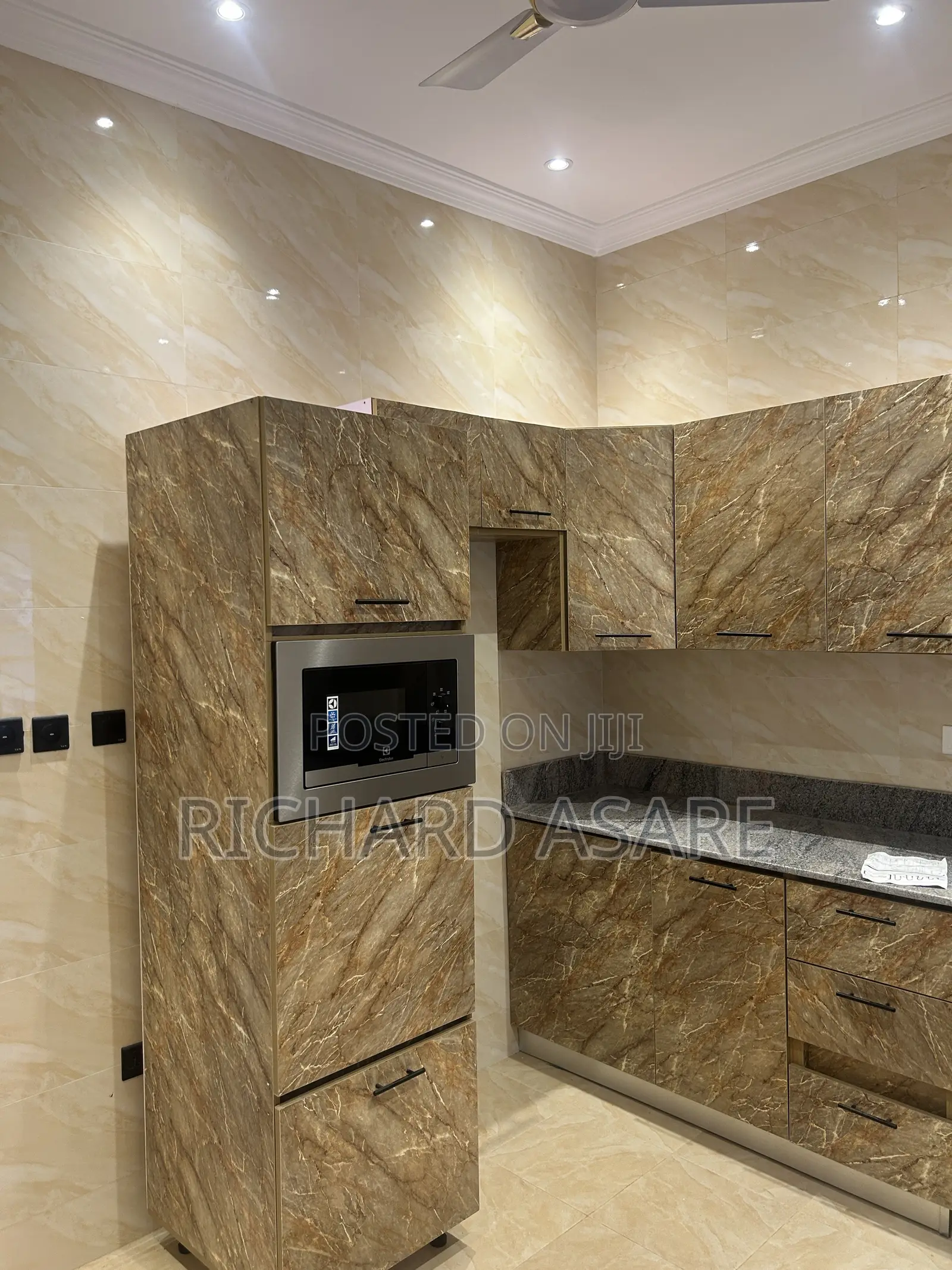 3bdrm House in Baatsona Total for sale