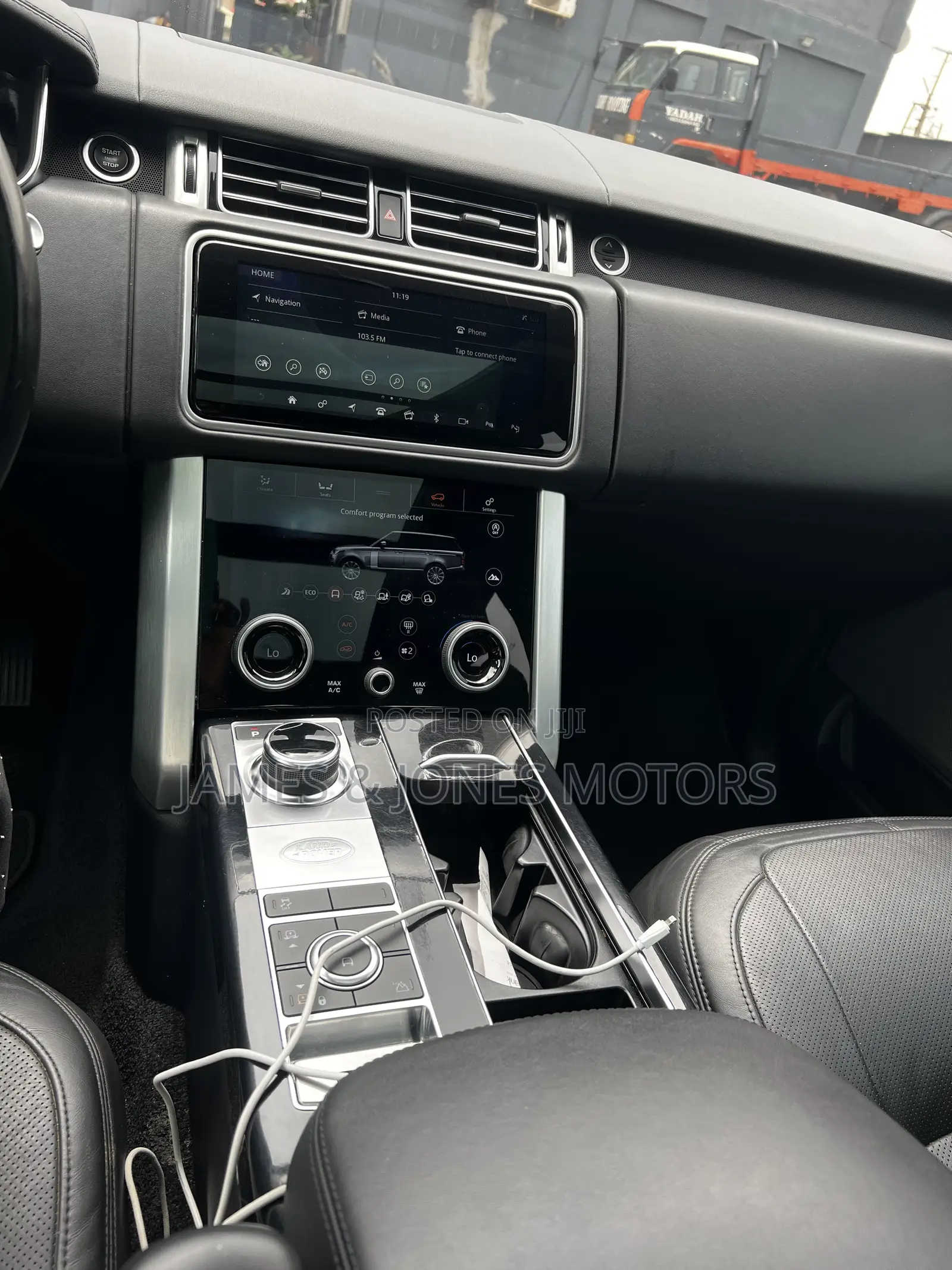 Land Rover Range Rover Vogue 2020 Burgundy
