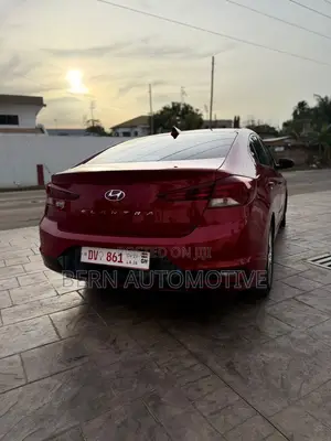 Hyundai Elantra Sport 2019 Red
