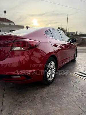 Hyundai Elantra Sport 2019 Red