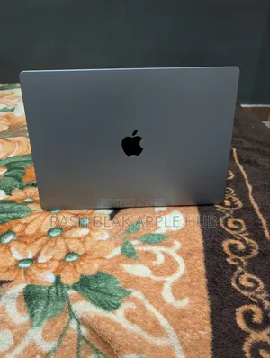 Laptop Apple MacBook Pro 2023 M2 Pro 16GB Apple M2 SSD 512GB