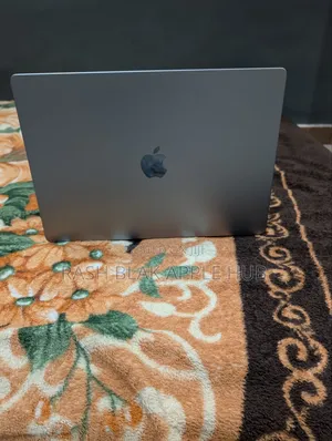 Laptop Apple MacBook Pro 2023 M2 Pro 16GB Apple M2 SSD 512GB