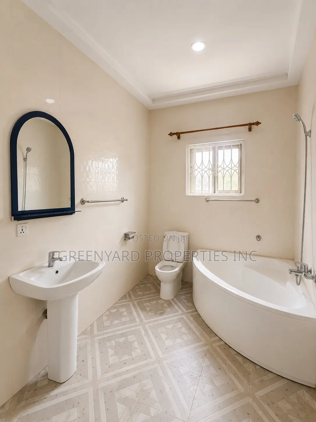 1bdrm Shared Apartment in Adjiriganor for rent