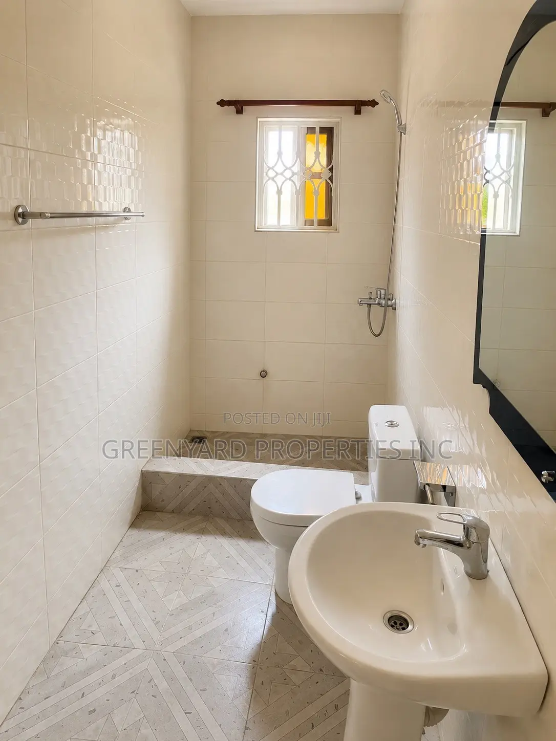 1bdrm Shared Apartment in Adjiriganor for rent