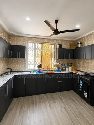 1bdrm Shared Apartment in Adjiriganor for rent