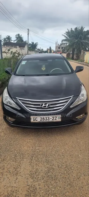 Hyundai Sonata 2012 Black