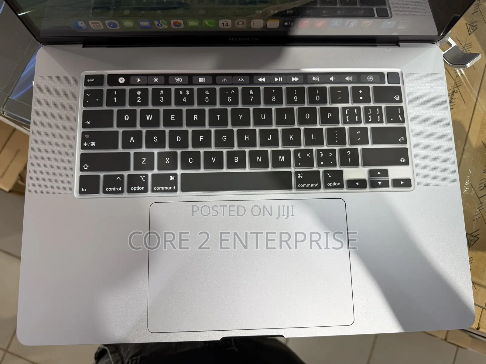 Laptop Apple MacBook Pro 2019 16GB Intel Core i9 SSD 1T