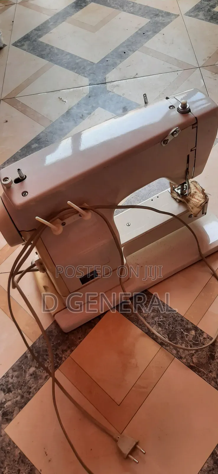 Hanseatic Major 15 Sewing Machine