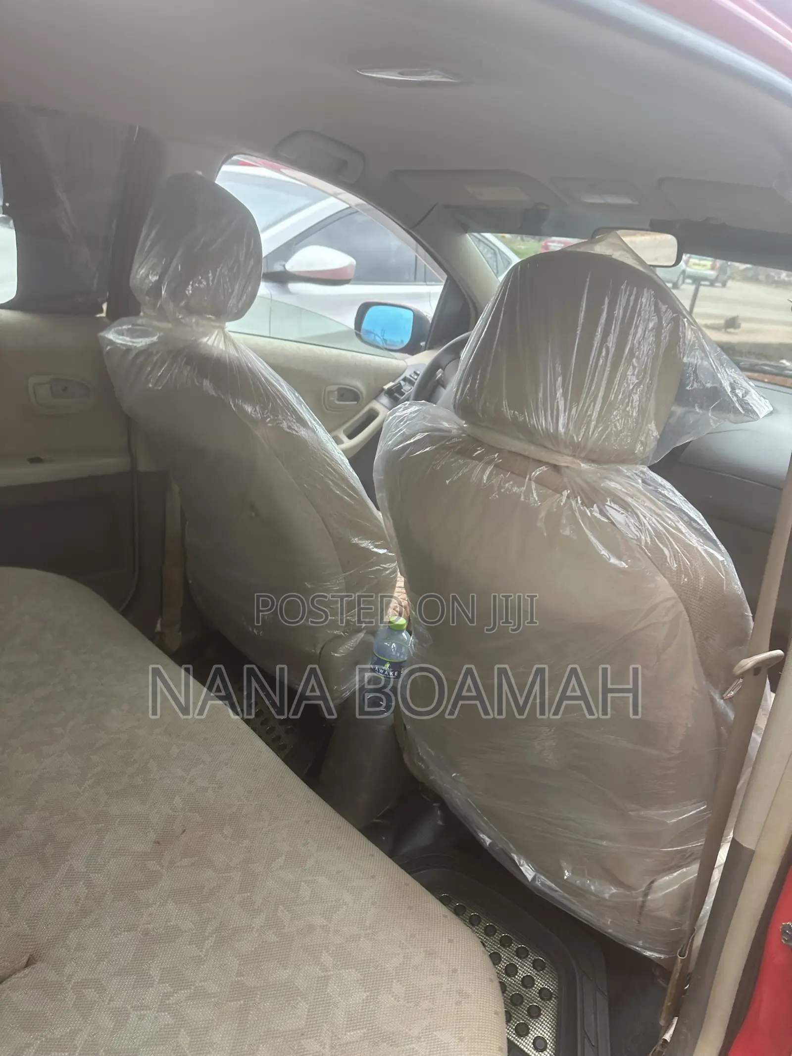 Toyota Vitz 2010 Red
