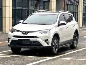 Toyota RAV4 2019 White