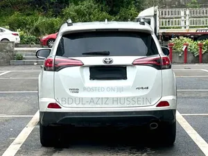 Toyota RAV4 2019 White