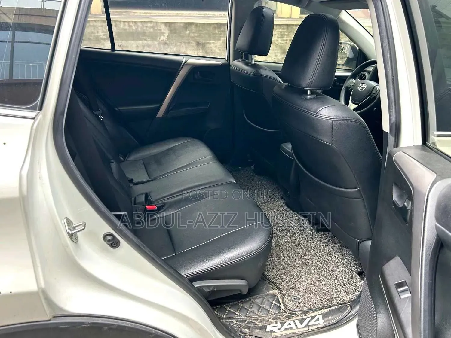 Toyota RAV4 2019 White
