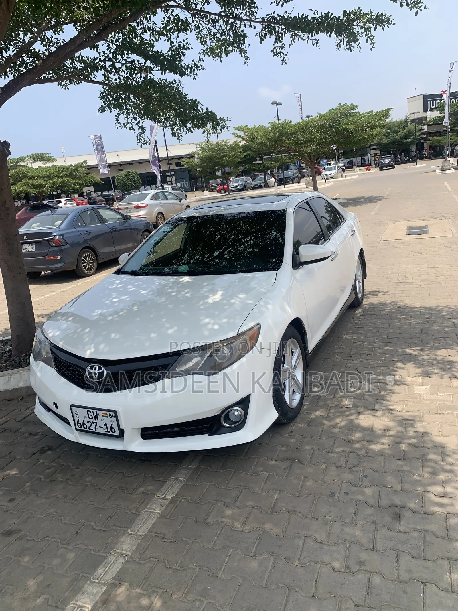 Toyota Camry 2014 White