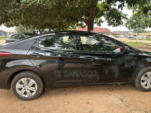Hyundai Elantra 2016 Black