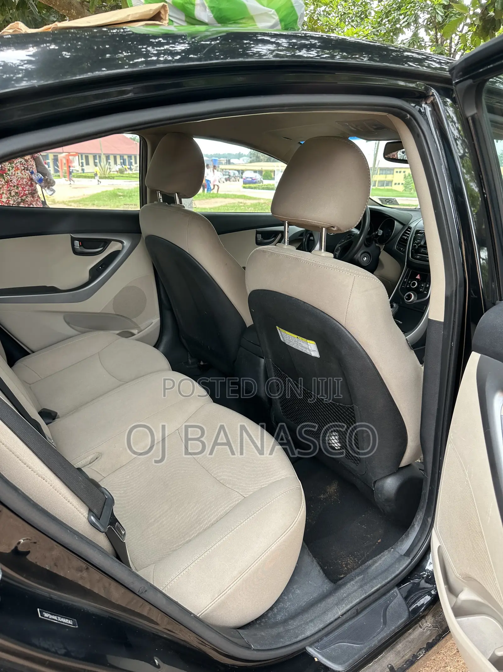 Hyundai Elantra 2016 Black