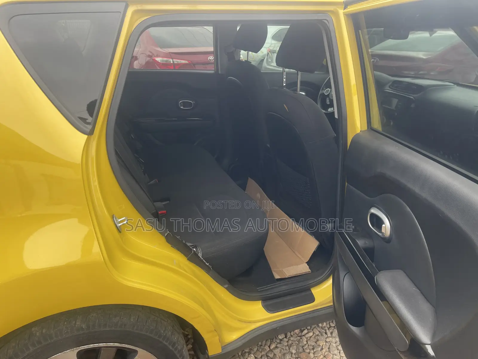 Kia Soul 2016 Yellow