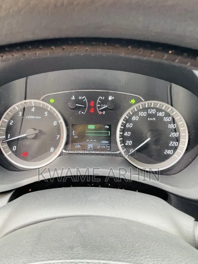 Nissan Sentra FE+ S 4dr Sedan (1.8L 4cyl CVT) 2014 Silver
