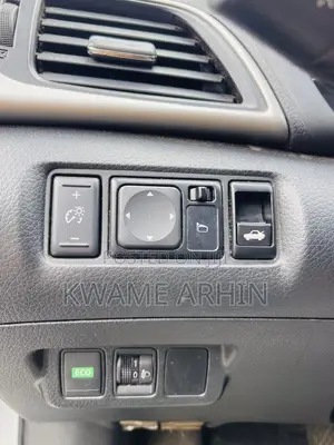 Nissan Sentra FE+ S 4dr Sedan (1.8L 4cyl CVT) 2014 Silver