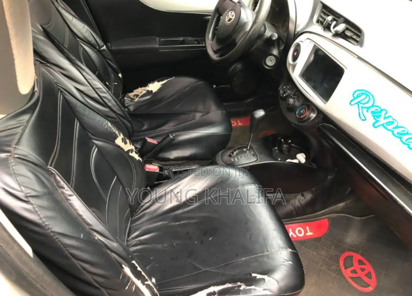 Toyota Vitz 2012 Silver