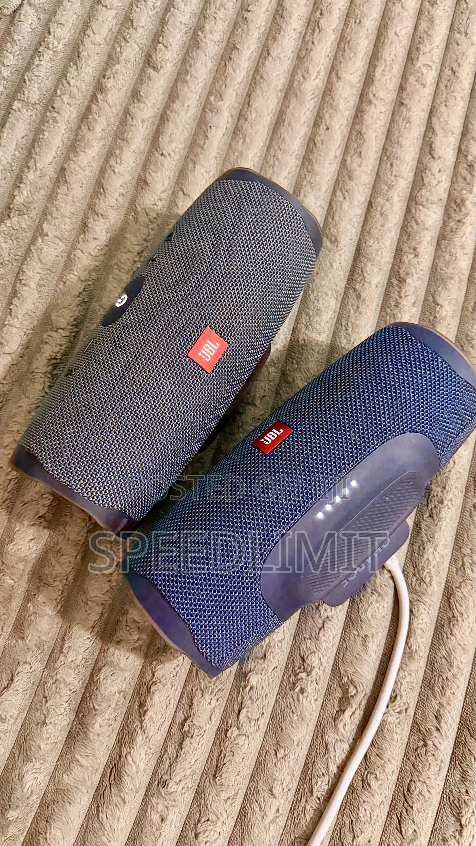 JBL Charge Essential 2