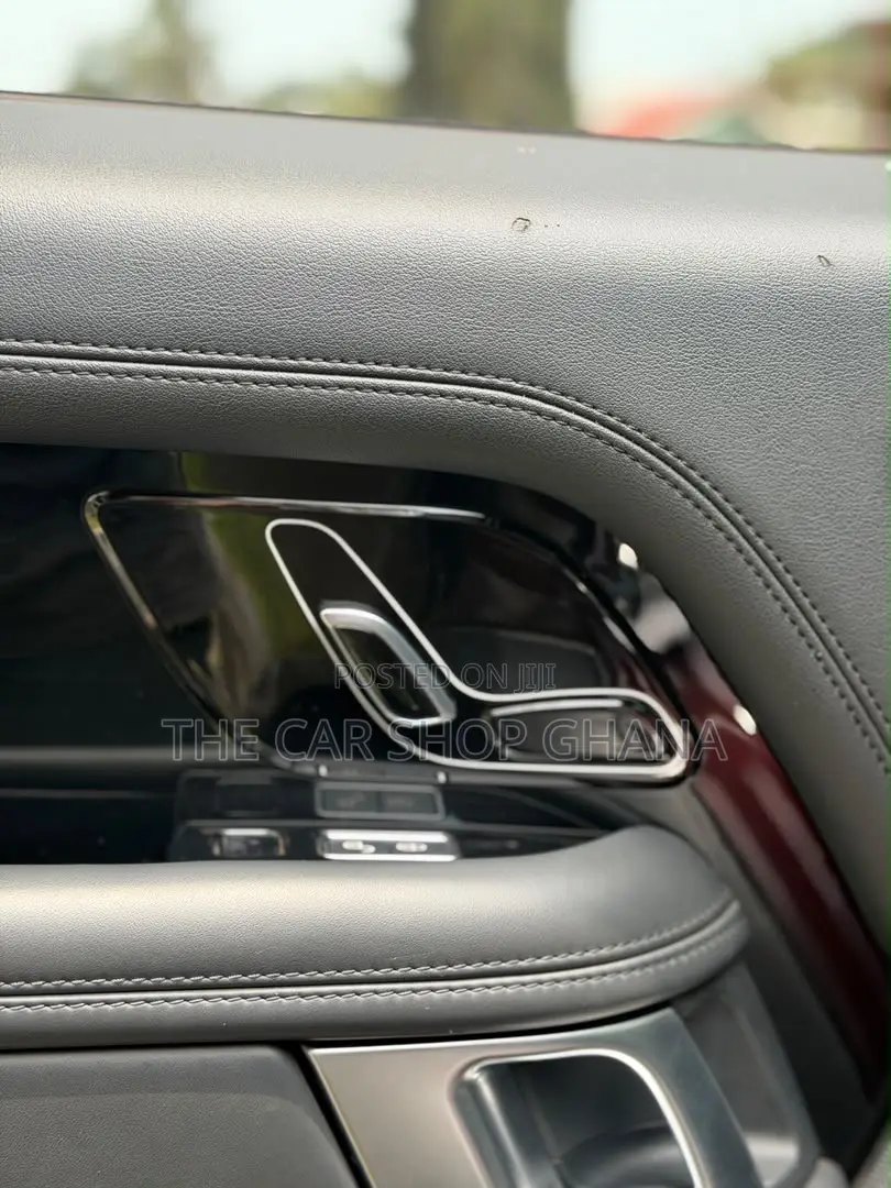 Land Rover Range Rover Vogue 2021 Burgundy