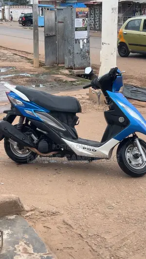 Piaggio Scooter 2015 Blue