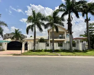 5bdrm House in Adjiriganor for sale