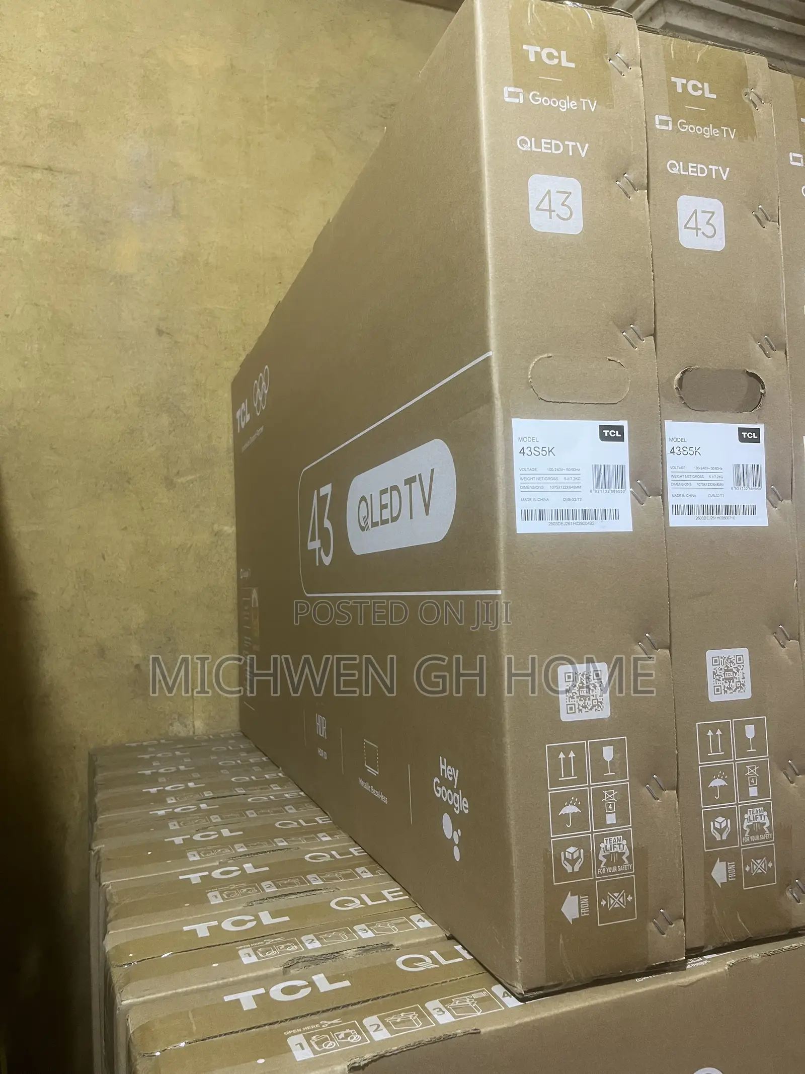 TCL Qled 43Inches Smart TV