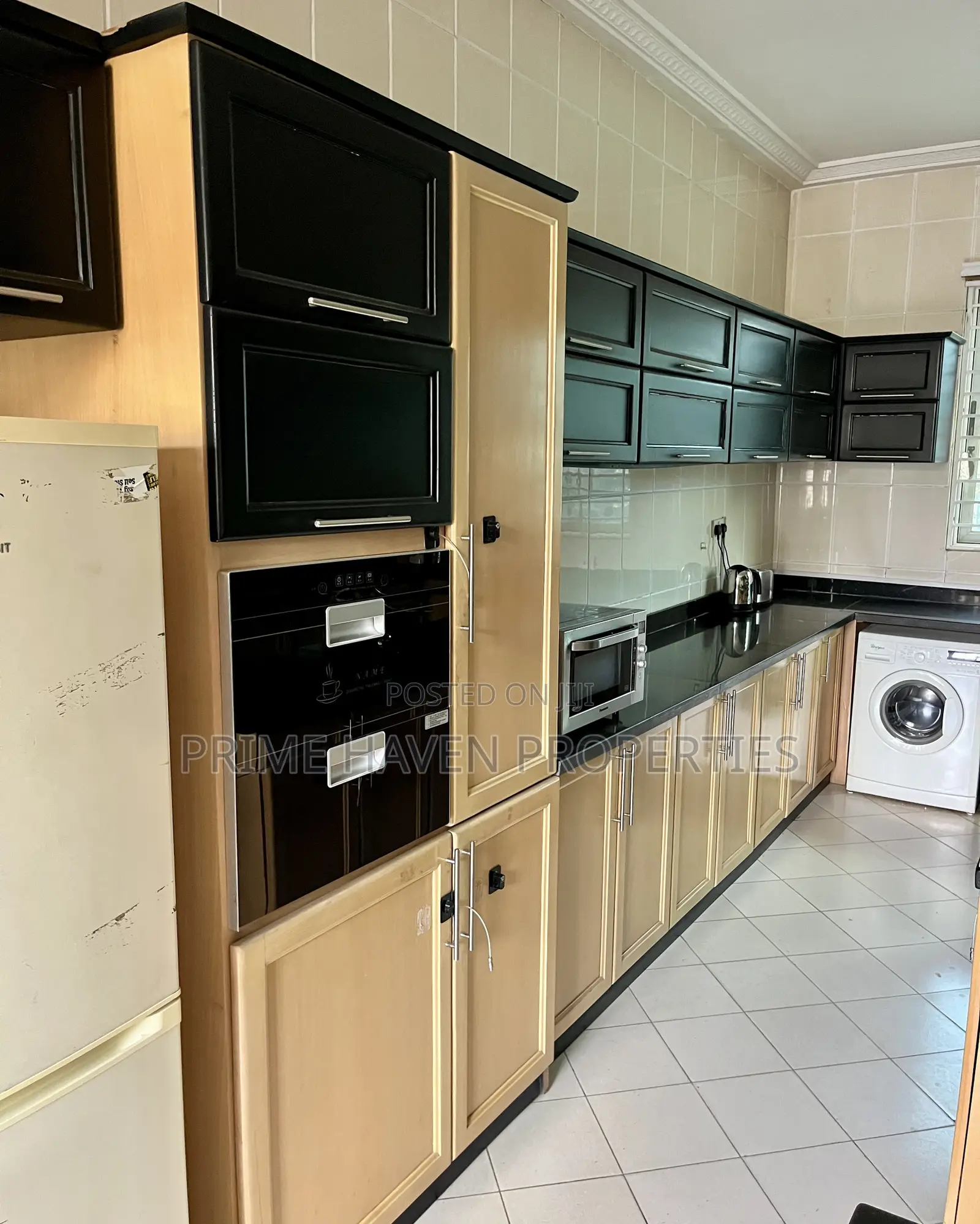 5bdrm House in Adjiriganor for sale