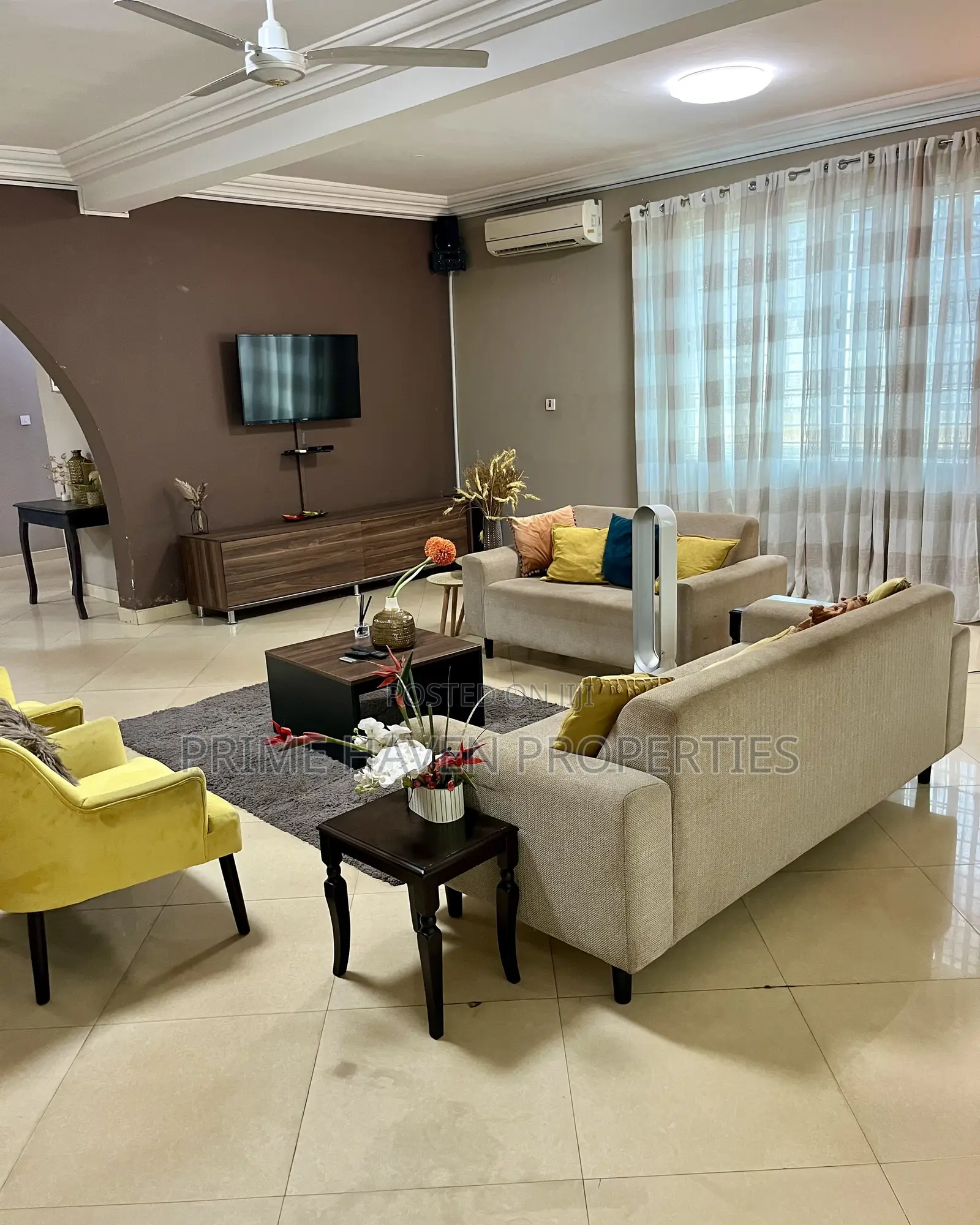 5bdrm House in Adjiriganor for sale