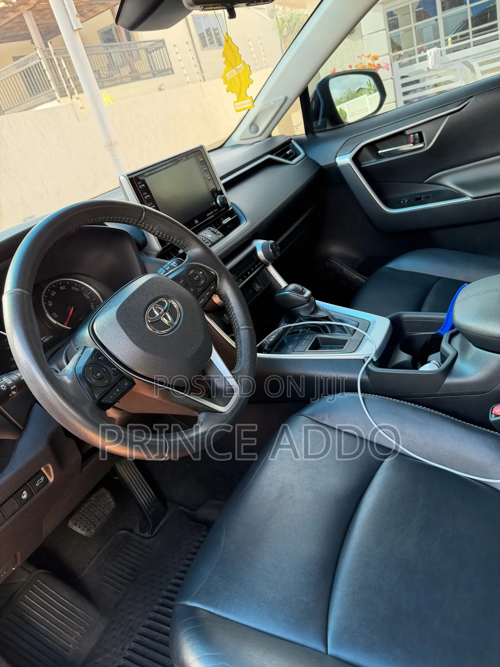 Toyota RAV4 XLE Premium AWD 2019 Red