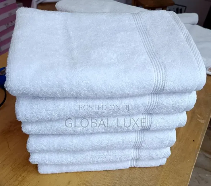 Premium White Hotel Towels – Soft & Absorbent