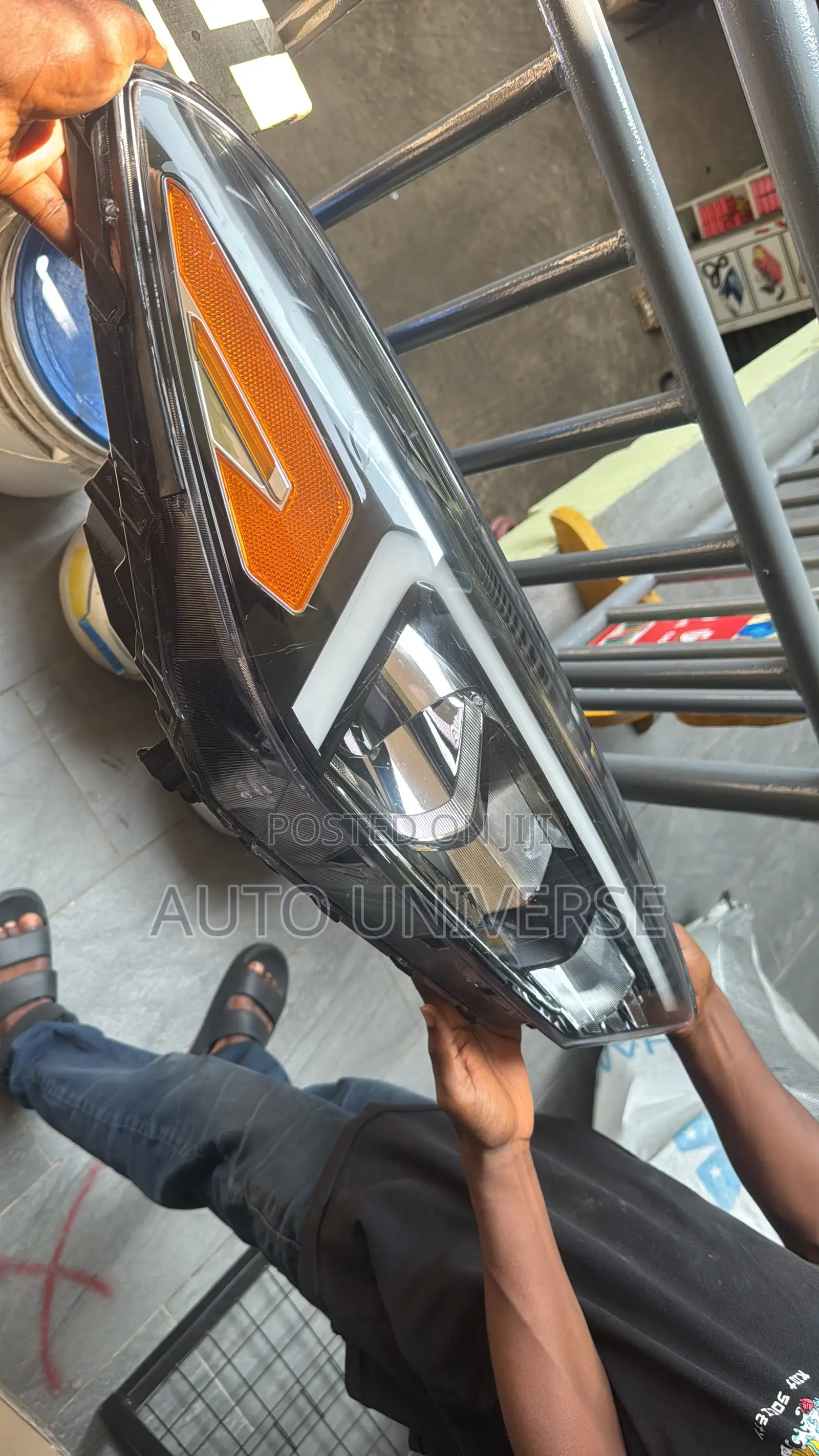 Hyundai Tucson 2018,2019, 2020 Headlight Available
