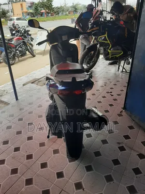 Suzuki 2023 Blue