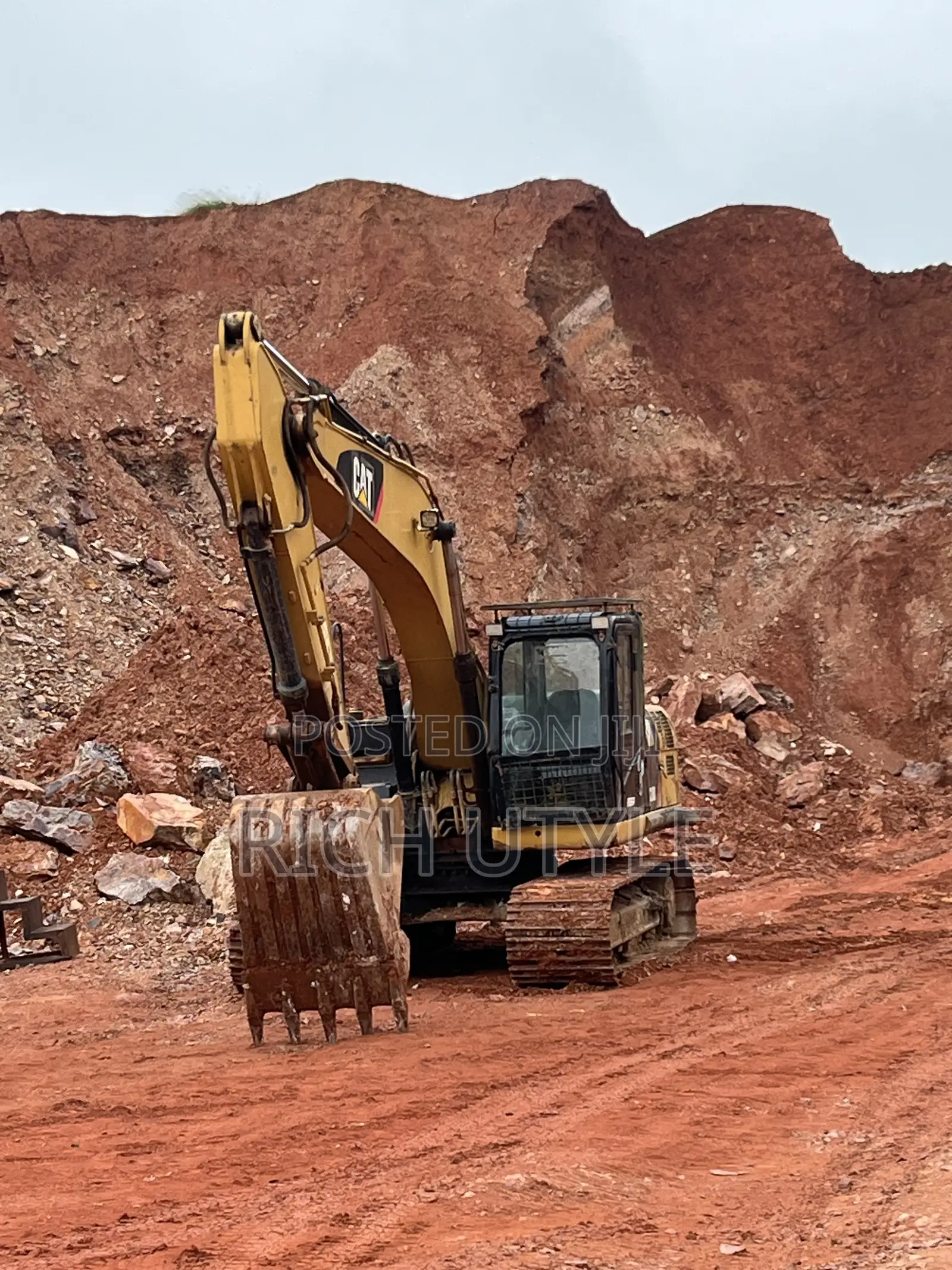 Hiring Excavator