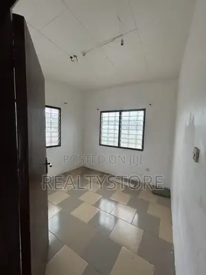 2bdrm Block of Flats in Kwabenya, Accra Metropolitan for rent
