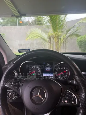 Mercedes-Benz C300 2016 Black