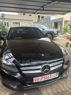 Mercedes-Benz C300 2016 Black
