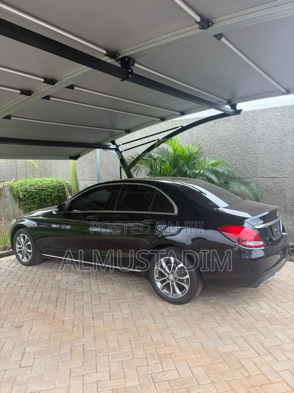 Mercedes-Benz C300 2016 Black