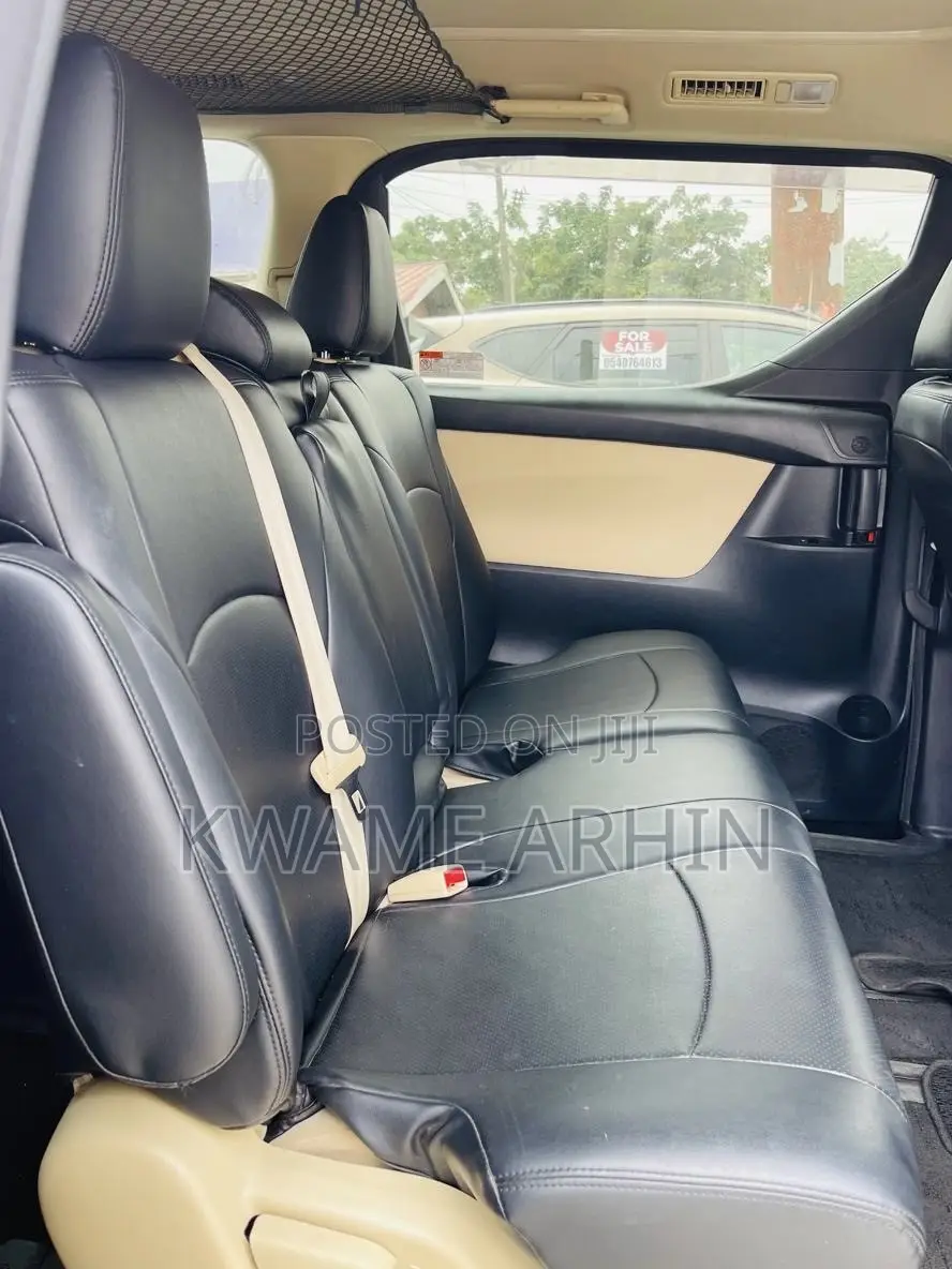 Toyota Alphard 2.4 Petrol FWD 2015 Black