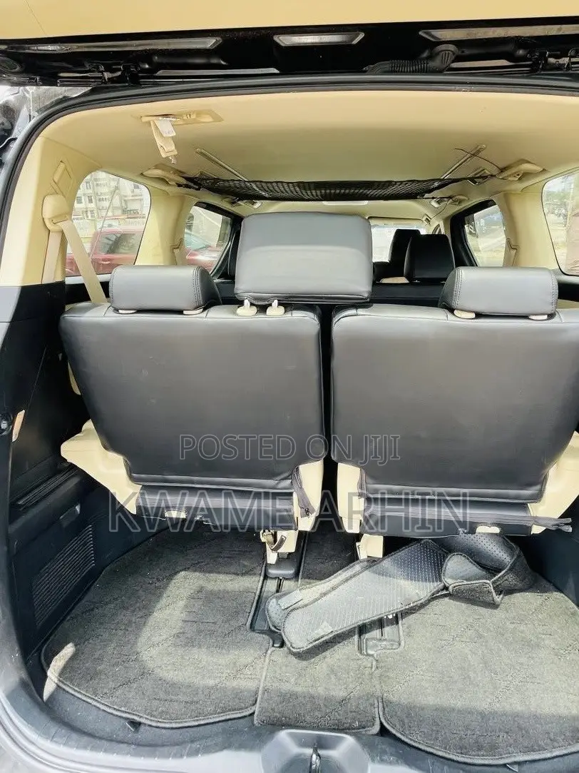 Toyota Alphard 2.4 Petrol FWD 2015 Black