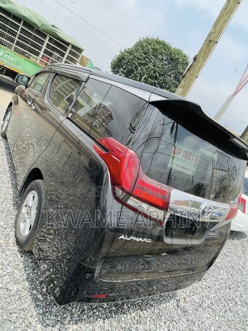 Toyota Alphard 2.4 Petrol FWD 2015 Black