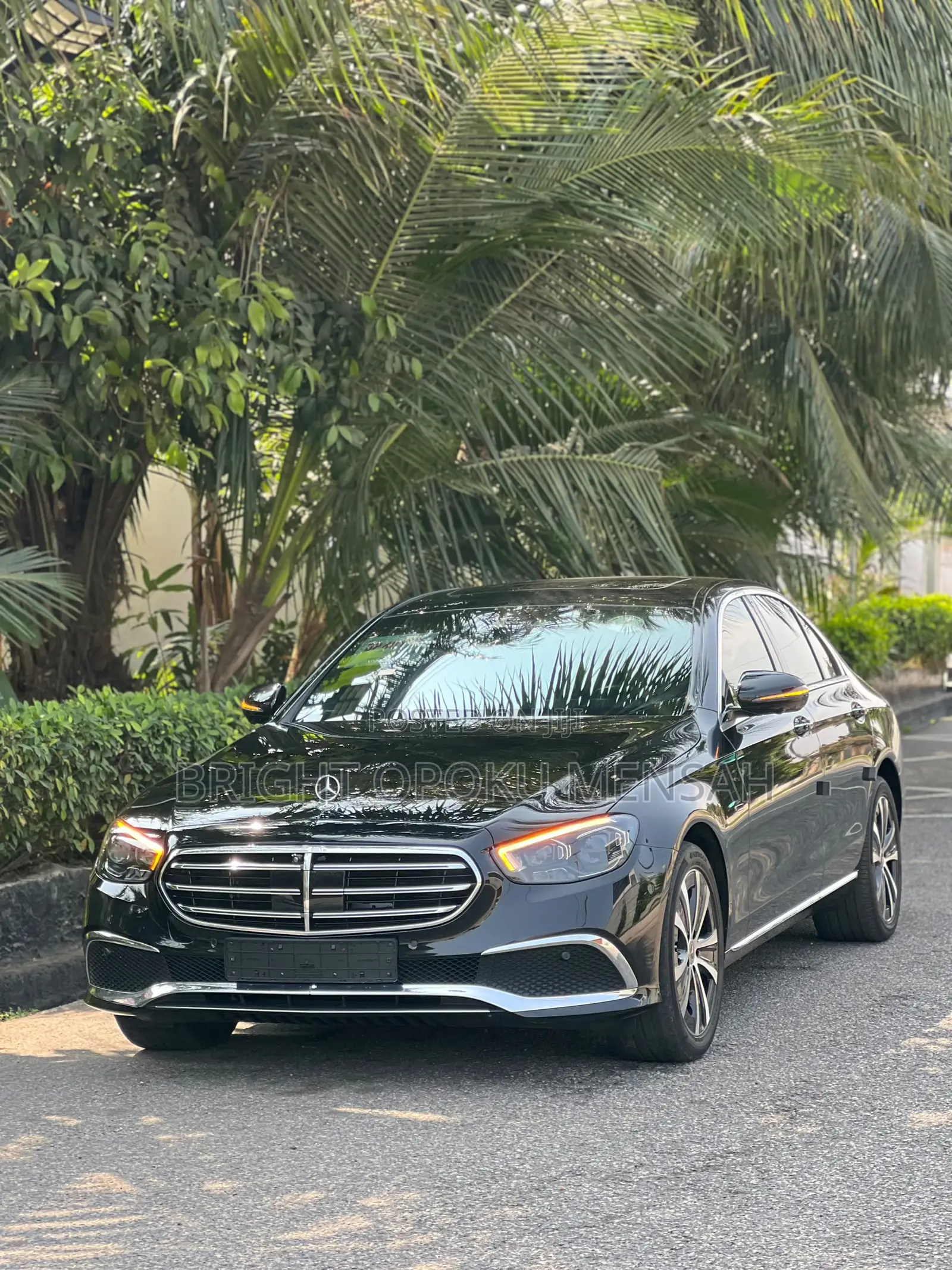 Mercedes-Benz E300 2021 Black