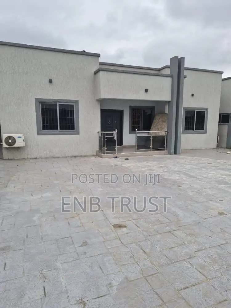 3bdrm House in Pokuase for rent
