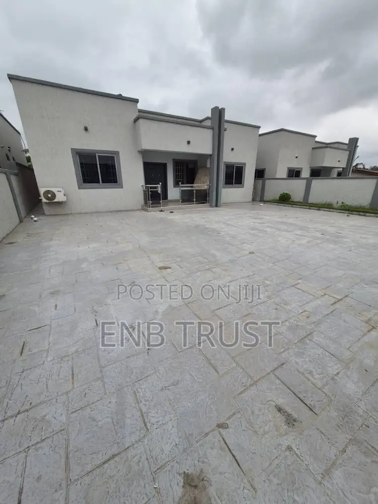 3bdrm House in Pokuase for rent