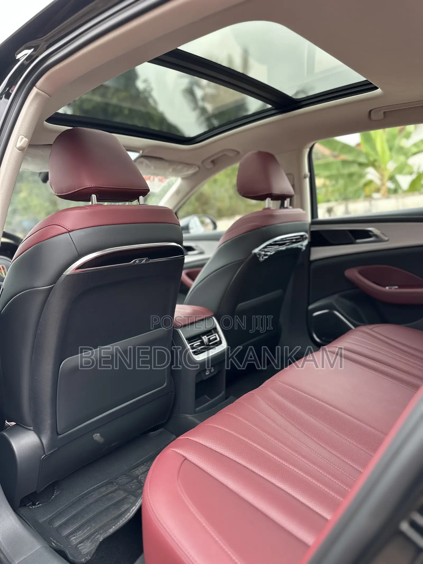 New Hongqi E-HS9 Premium 2025 Black