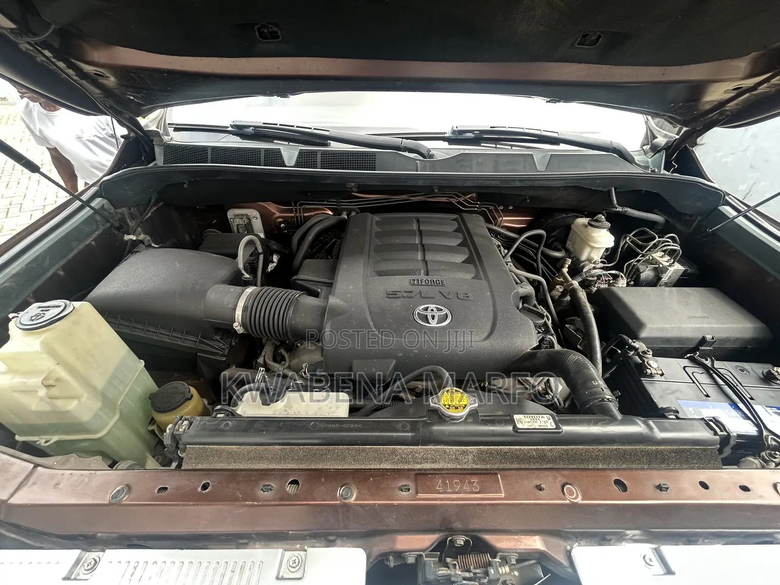 Toyota Tundra 2015 Brown