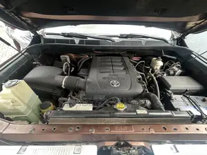 Toyota Tundra 2015 Brown